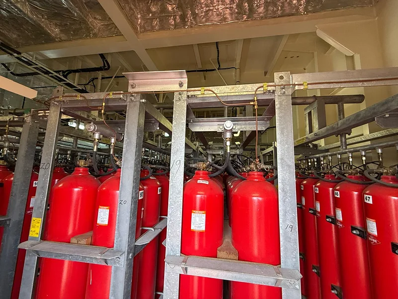 At Sohar Port, Oman, we carried out comprehensive inspection and servicing of lifeboats, rescue boats, and firefighting systems.